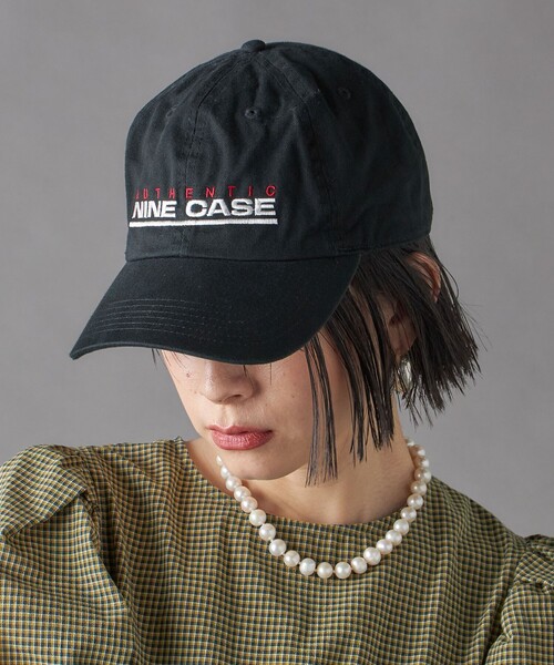 SHIPS（シップス）の「SHIPS NINE CASE:ロゴ キャップ（キャップ・レディース・ホワイト/ブラック/ネイビー・ONE SIZE）」の2枚目の写真