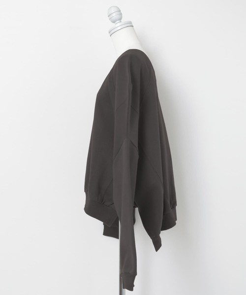 LAATO（ラート）の「anchor shoulder sweat（Tシャツ/カットソー・レディース・アイボリー/ダークグレー・FREE）」の12枚目の写真