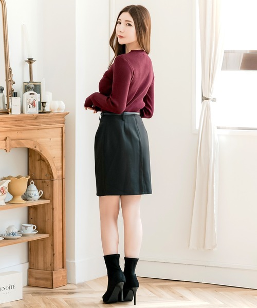 Julia Boutique（ジュリアブティック）の「ゴールドボタンVネックニットカーディガン（カーディガン/ボレロ・レディース・ネイビー/バーガンディー/ブラック・ONE）」の19枚目の写真