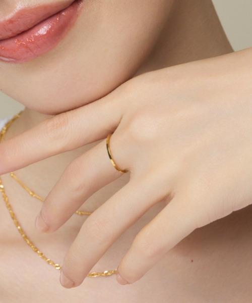 ciite' surgical stainless(シーテサージカルステンレス)の「【 金属アレルギー対応 】 シンプルリング サージカルステンレス(リング・レディース・ゴールド/シルバー・L/XXS/M/XS/S/XL)」の5枚目の写真