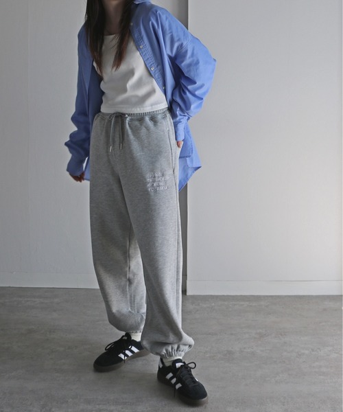 サロンアダムエロペ　エンブロイダリースウェットパンツ セール】HAL×COURO エンブロイダリースウェットパンツ
