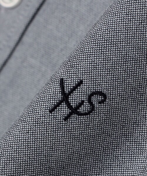 SHIPS（シップス）の「【WEB限定】SHIPS: 防シワ・吸水速乾 Drymix(R) ワンポイントロゴバンドカラーシャツ（シャツ/ブラウス・メンズ・グレー/ライトブルー/ホワイト/ダークグレー/ネイビー・SMALL/MEDIUM/LARGE/X-LARGE/XX-LARGE）」の6枚目の写真