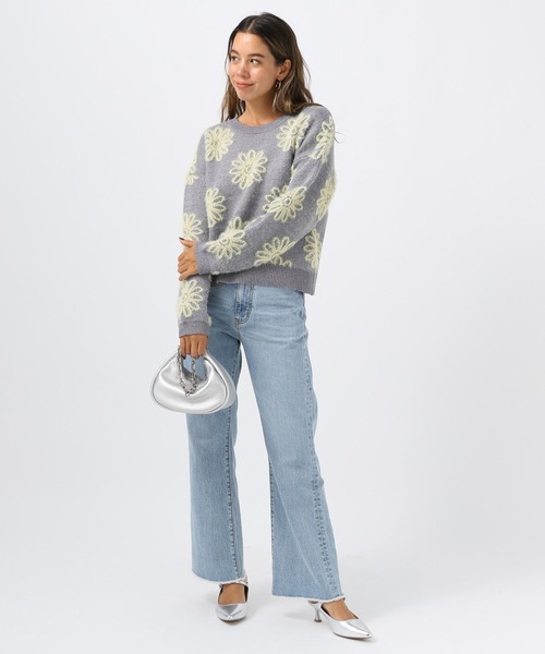 BAYFLOW（ベイフロー）の「[ストレッチ性のあるニット]フラワージャガードプルオーバー（ニット/セーター・レディース・ベージュ/グレー/ブラック・FREE）」の17枚目の写真