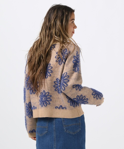 BAYFLOW（ベイフロー）の「[ストレッチ性のあるニット]フラワージャガードプルオーバー（ニット/セーター・レディース・ベージュ/グレー/ブラック・FREE）」の22枚目の写真