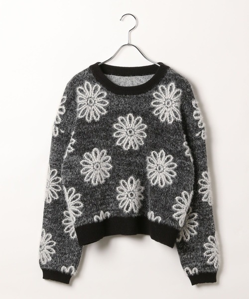 BAYFLOW（ベイフロー）の「[ストレッチ性のあるニット]フラワージャガードプルオーバー（ニット/セーター・レディース・ベージュ/グレー/ブラック・FREE）」の6枚目の写真