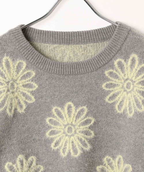 BAYFLOW（ベイフロー）の「[ストレッチ性のあるニット]フラワージャガードプルオーバー（ニット/セーター・レディース・ベージュ/グレー/ブラック・FREE）」の9枚目の写真