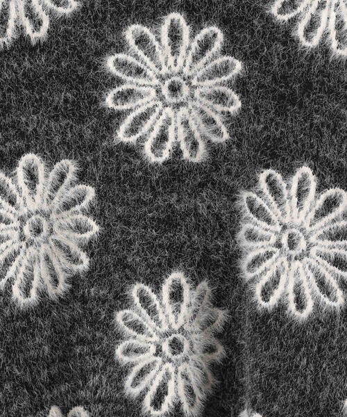 BAYFLOW（ベイフロー）の「[ストレッチ性のあるニット]フラワージャガードプルオーバー（ニット/セーター・レディース・ベージュ/グレー/ブラック・FREE）」の14枚目の写真