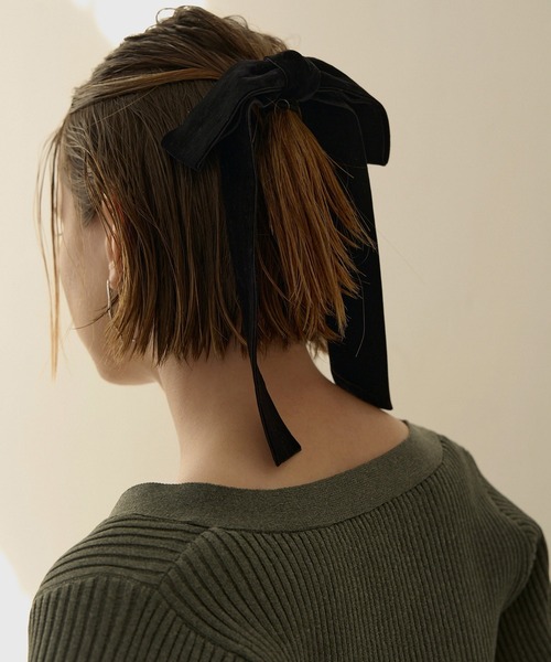 MIELI INVARIANT（ミエリインヴァリアント）の「Velvet Ribbon Hair Rubber（ヘアゴム・レディース・ブラック/モカ・FREE）」の2枚目の写真