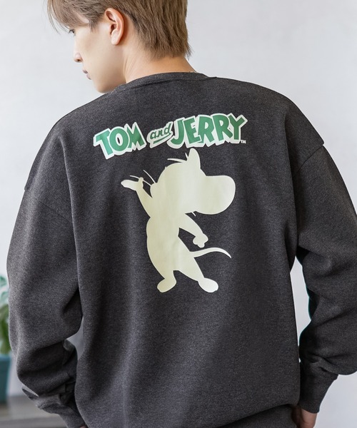 Tom＆Jerry（トムアンドジェリー）の「【TOM&JERRY】コットンタッチ 裏起毛 スウェットトレーナー（スウェット・メンズ・A/F/E/D/C/L/K/I/G/B/J/H/O/Q/M/N/P/R・X-LARGE/LARGE/MEDIUM）」の3枚目の写真