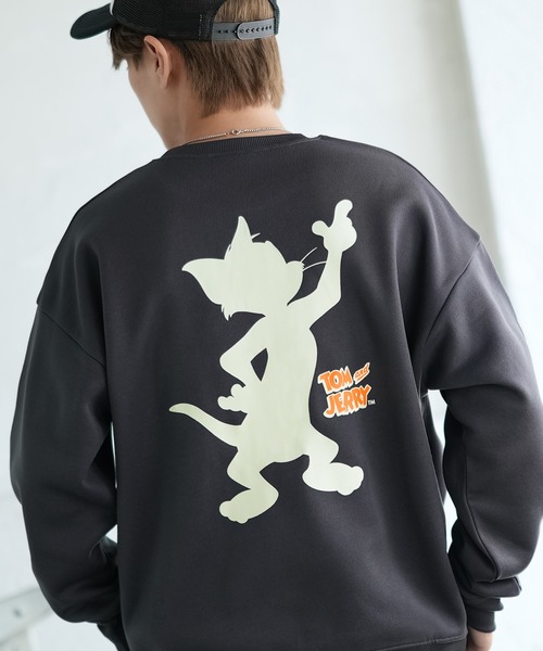 Tom＆Jerry（トムアンドジェリー）の「【TOM&JERRY】コットンタッチ 裏起毛 スウェットトレーナー（スウェット・メンズ・A/F/E/D/C/L/K/I/G/B/J/H/O/Q/M/N/P/R・X-LARGE/LARGE/MEDIUM）」の5枚目の写真