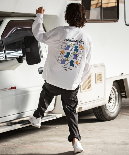 Mark Gonzales(マーク・ゴンザレス)の「【WEB・直営店限定】MARK GONZALES ARTWORK COLLECTION(マーク ゴンザレス)バックプリントロングTシャツ/4type/4colors(Tシャツ/カットソー・メンズ・ベージュ系4/ホワイト系4/ブラック系1/ブラック系3/グレー系1/ベージュ系2/ホワイト系3/ブラック系2/ブラック系4/ベージュ系1/ベージュ系3/ホワイト系1/ホワイト系2/グレー系2/グレー系3/グレー系4・M/L/XL)」の21枚目の写真