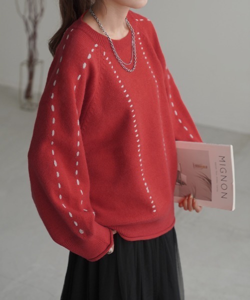 HUG.U(ハグユー)の「刺繍バルキーニット(ニット/セーター・レディース・アイボリー/ブラック/レッド・FREE)」の3枚目の写真