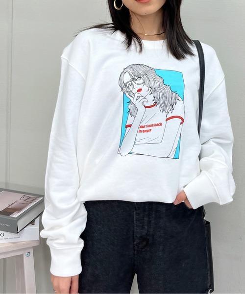 spiritoso(スピリトーゾ)の「【spiritoso】ガールイラストプリント裏毛トレーナー(CP)(スウェット・レディース・ホワイト/ミックスグレー・FREE)」の4枚目の写真