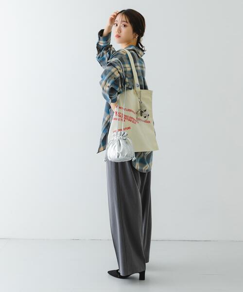 RODE SKO（ロデスコ）の「メタリックドロストショルダーバッグ（ショルダーバッグ・レディース・シルバー系その他/ゴールド/シルバー・ONE）」の12枚目の写真