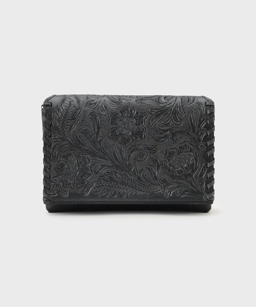 カービングトライブスショルダーバッグ CARVING TRIBES（カービングトライブス）の「Metal clasp bag