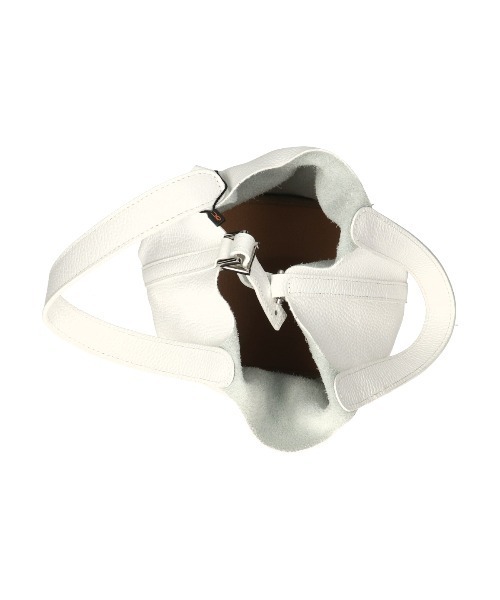 andrea cardone（アンドレアカルドネ）の「【ANDREA CARDONE】レザーバケットバッグ(Q56512)（ハンドバッグ・レディース・ホワイト・ALL）」の9枚目の写真