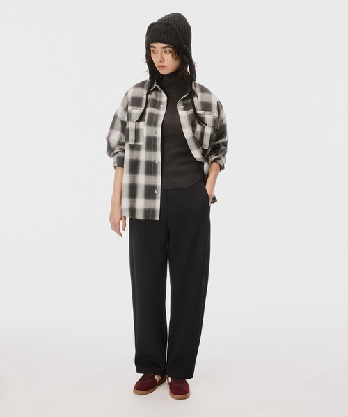 coca（coca）（コカ）の「ソフトスウェット カーブパンツ（スウェットパンツ・レディース・ブラック/グレー/ライトブルー/アイボリー/ネイビー/ダークブラウン/チャコール/ライトグレー・S/L/M）」の17枚目の写真