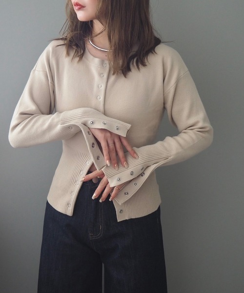 LAULEN（ローレン）の「snap button knit cardigan /リブ切り替え スナップボタン ニット カーディガン（カーディガン/ボレロ・レディース・ホワイト/ブラック/ベージュ・FREE）」の4枚目の写真