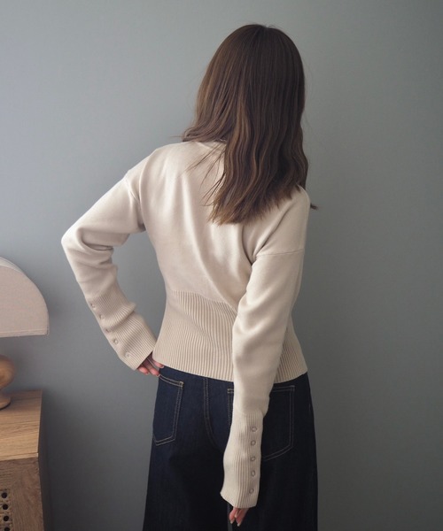 LAULEN（ローレン）の「snap button knit cardigan /リブ切り替え スナップボタン ニット カーディガン（カーディガン/ボレロ・レディース・ホワイト/ブラック/ベージュ・FREE）」の5枚目の写真