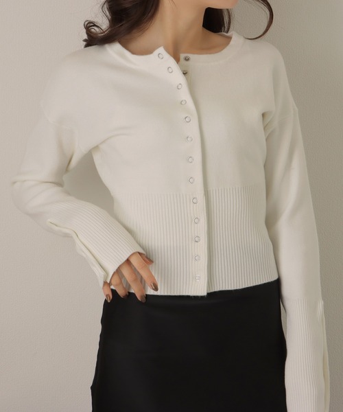 LAULEN（ローレン）の「snap button knit cardigan /リブ切り替え スナップボタン ニット カーディガン（カーディガン/ボレロ・レディース・ホワイト/ブラック/ベージュ・FREE）」の12枚目の写真