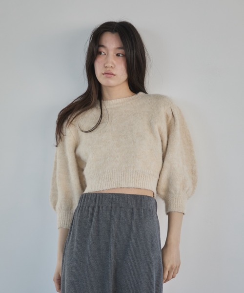 feepur（フェピュール）の「【ハンドウォッシャブル】ウール混起毛パフスリーブクロップドニット（ニット/セーター・レディース・杢グレー/アイボリー/ブラック・MEDIUM）」の21枚目の写真