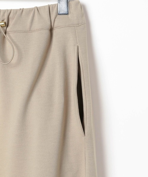 BAYFLOW（ベイフロー）の「[ストレッチ性抜群]コンフォートダンボールスカート（スカート・レディース・ベージュ/ブルー/グレー/ブラック・FREE）」の20枚目の写真