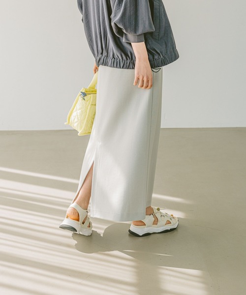 BAYFLOW（ベイフロー）の「[ストレッチ性抜群]コンフォートダンボールスカート（スカート・レディース・ベージュ/ブルー/グレー/ブラック・FREE）」の7枚目の写真