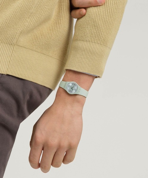 SWATCH(スウォッチ)の「SERENITY OF SAGE(アナログ腕時計・レディース・グリーン/パープル/ブラウン・FREE)」の6枚目の写真