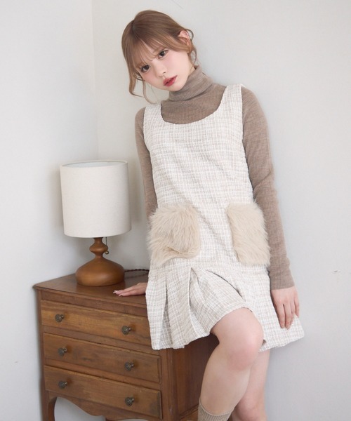 TITTY&CO.（ティティーアンドコー）の「ツイードフェザーポケットワンピース（ワンピース・レディース・ベージュ/ブラック・FREE）」の3枚目の写真