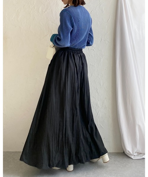 She's Closet(シーズクローゼット)の「ボリュームフレアロングナイロンバルーンスカート(スカート・レディース・アイボリー/チャコールグレー/ブラック・FREE)」の14枚目の写真