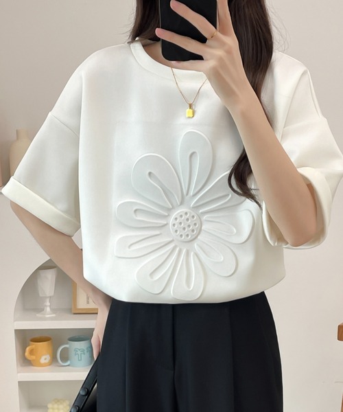 ABITOKYO(アビトーキョー)の「ビックシルエットエンボス段ボールオーバーTee(Tシャツ/カットソー・レディース・ブラック/グレー/ベージュ/ホワイト・M/L/XL)」の5枚目の写真