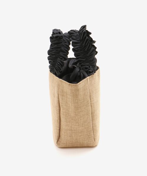 le.coeur blanc（ルクールブラン）の「FRILL HANDLE ROUND TOTE（トートバッグ・レディース・ブラック/ベージュ・FREE）」の16枚目の写真