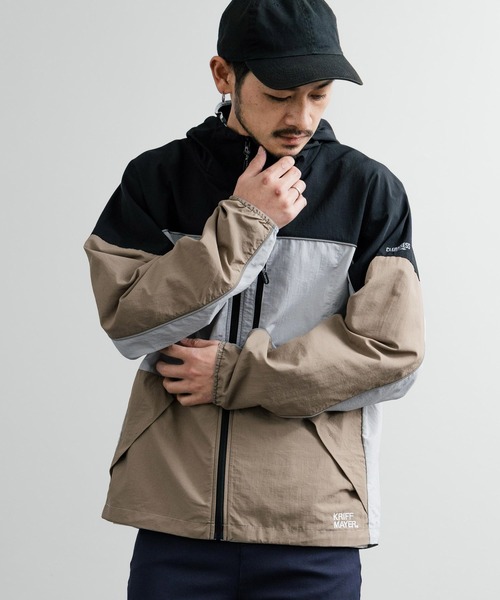 KRIFF MAYER（クリフメイヤー）の「KRIFF MAYER クリフメイヤー CLEANNESS クリーネス 撥水 防汚 配色切替フードジャケット マウンテンパーカー 2437800（ナイロンジャケット・メンズ・ブルー/マルチ/グレー・M/L/XL）」の16枚目の写真