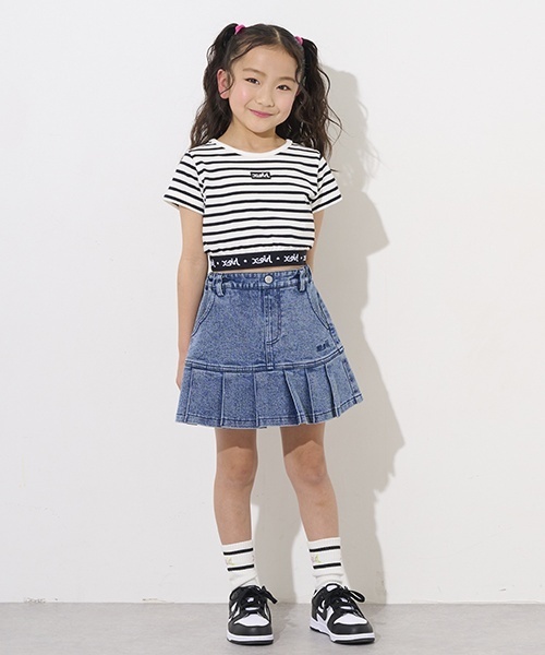 X-girl Stages（エックスガールステージス）の「ハートポケットデニムプリーツスカート（デニムスカート・キッズ・ブルー/ピンク・140cm/90cm/100cm/130cm/110cm/120cm）」の2枚目の写真