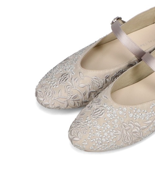 WA ORiental TRaffic（ダブルエーオリエンタルトラフィック）の「フラワー刺繍メリージェーンパンプス/52119（パンプス・レディース・グレー/オレンジ・34/35/36/37/38/39/40/41/42）」の12枚目の写真