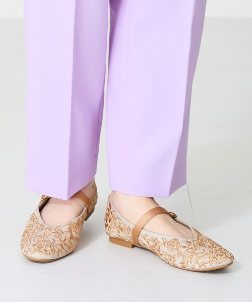 WA ORiental TRaffic（ダブルエーオリエンタルトラフィック）の「フラワー刺繍メリージェーンパンプス/52119（パンプス・レディース・グレー/オレンジ・34/35/36/37/38/39/40/41/42）」の9枚目の写真