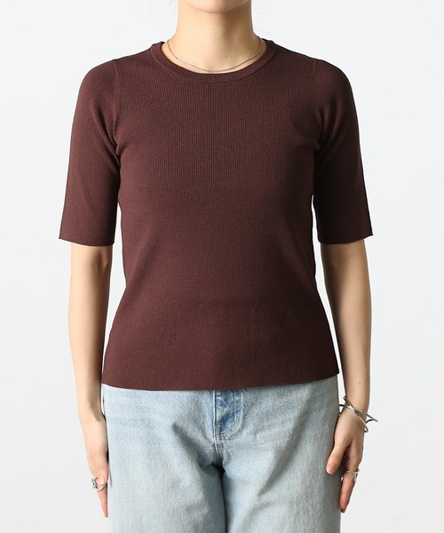 COLONY 2139（コロニートゥーワンスリーナイン）の「ビスコースリブクルー半袖ニット（ニット/セーター・レディース・オフホワイト/ブラック/サンドベージュ/ブラウン・FREE）」の22枚目の写真