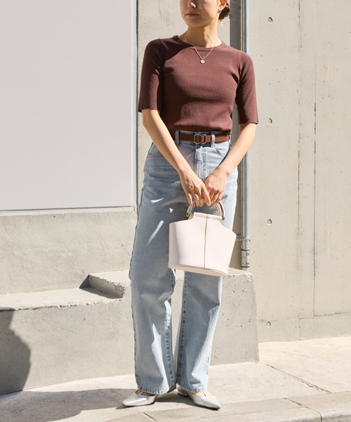 COLONY 2139（コロニートゥーワンスリーナイン）の「ビスコースリブクルー半袖ニット（ニット/セーター・レディース・オフホワイト/ブラック/サンドベージュ/ブラウン・FREE）」の18枚目の写真