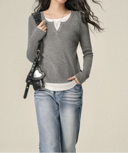 LADY LIKE（レディライク）の「レイヤード風スリットネックカットTシャツ（Tシャツ/カットソー・レディース・ネイビー/グレー/ブラック・M）」の12枚目の写真