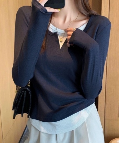 LADY LIKE（レディライク）の「レイヤード風スリットネックカットTシャツ（Tシャツ/カットソー・レディース・ネイビー/グレー/ブラック・M）」の8枚目の写真