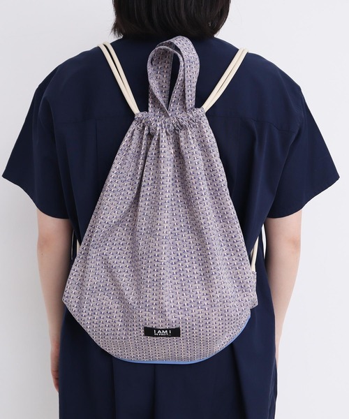 I am I in fact...（アイアムアイインファクト）の「BASKET print ナップサック（バックパック/リュック・レディース・ブラウン/ブルー・FREE）」の11枚目の写真