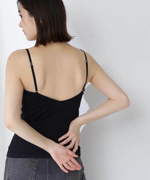 NATURAL BEAUTY BASIC(ナチュラルビューティーベーシック)の「◇【Oggi掲載】カップインバックシャンキャミソール(キャミソール・レディース・ブラウン/オフホワイト/ブラック・MEDIUM/SMALL)」の1枚目の写真