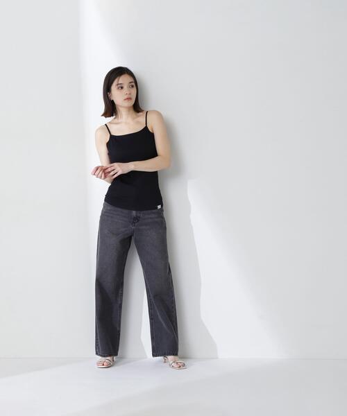 NATURAL BEAUTY BASIC(ナチュラルビューティーベーシック)の「◇【Oggi掲載】カップインバックシャンキャミソール(キャミソール・レディース・ブラウン/オフホワイト/ブラック・MEDIUM/SMALL)」の6枚目の写真