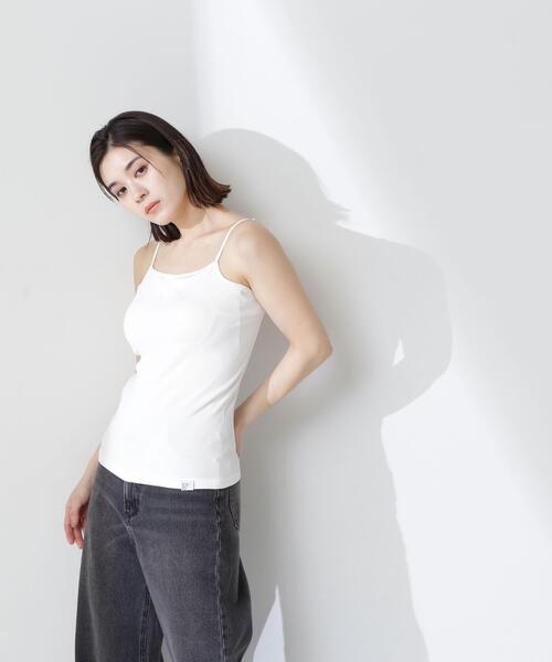 NATURAL BEAUTY BASIC(ナチュラルビューティーベーシック)の「◇【Oggi掲載】カップインバックシャンキャミソール(キャミソール・レディース・ブラウン/オフホワイト/ブラック・MEDIUM/SMALL)」の17枚目の写真