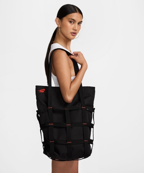 セール】ナイキ スポーツウェア カーゴ トート (12L) / Nike