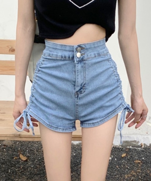 Teem Store(チームストア)の「サイドシャーリングリボンダブルボタンデニムショートパンツ(デニムパンツ・レディース・ブラック/ブルー・M/L)」の12枚目の写真