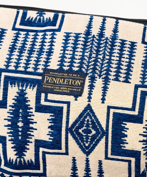 PENDLETON(ペンドルトン)の「【 PENDLETON / ペンドルトン 】GOBELINS BODY BAG / ゴブランボディバッグ(ボディバッグ/ウエストポーチ・メンズ・ブラック/オフホワイト・FREE)」の10枚目の写真