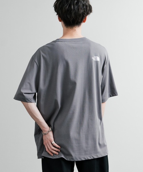 THE NORTH FACE（ザノースフェイス）の「THE NORTH FACE ザ・ノースフェイス M'S BANDANA S/S R/TEE ルーズフィットバンダナ柄スクエアプリント半袖Tシャツ（Tシャツ/カットソー・メンズ・ベージュ/ピンク/ホワイト/ブラック/グレー/オレンジ・S/M/L/XL/XXL）」の9枚目の写真