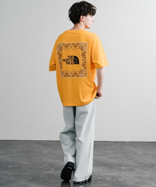 THE NORTH FACE（ザノースフェイス）の「THE NORTH FACE ザ・ノースフェイス M'S BANDANA S/S R/TEE ルーズフィットバンダナ柄スクエアプリント半袖Tシャツ（Tシャツ/カットソー・メンズ・ベージュ/ピンク/ホワイト/ブラック/グレー/オレンジ・S/M/L/XL/XXL）」の13枚目の写真