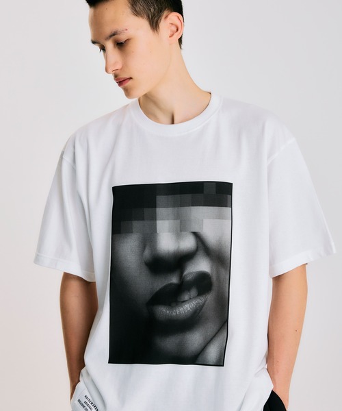 NOISE MAKER（ノイズメーカー）の「《ユニセックス》PHOTO TEE（Tシャツ/カットソー・メンズ・ホワイト/ブラック・M/L/XL）」の2枚目の写真